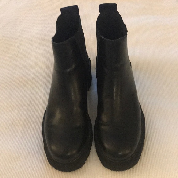 black pull on booties